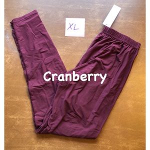 XL Agnes & Dora Leggings - New with tag